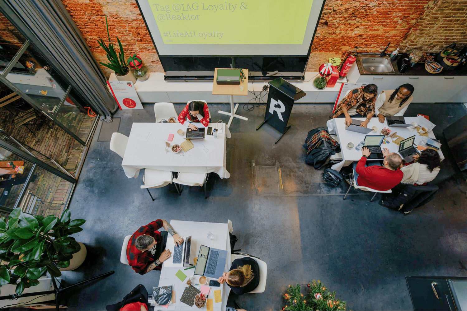 top view of a Reaktor & IAGL product development sprint