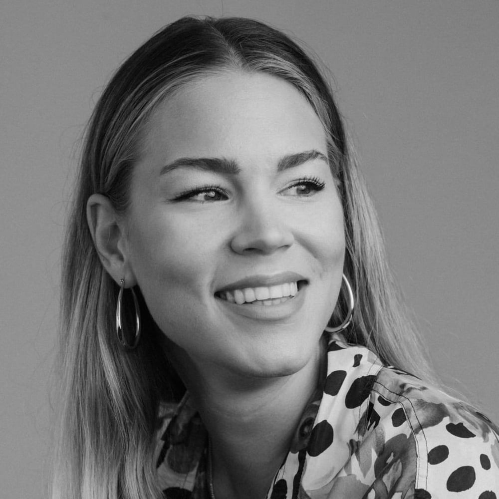 Mira_1_b7q4ca_q5d7m2